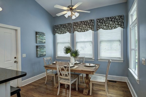 Quelle chaise de salle à manger choisir selon sa décoration intérieure ?